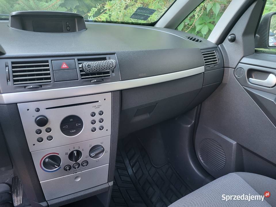 Opel Meriva 16 benzyna LPG gaz klima 2003r nieuszkodzony Kąty Wrocławskie