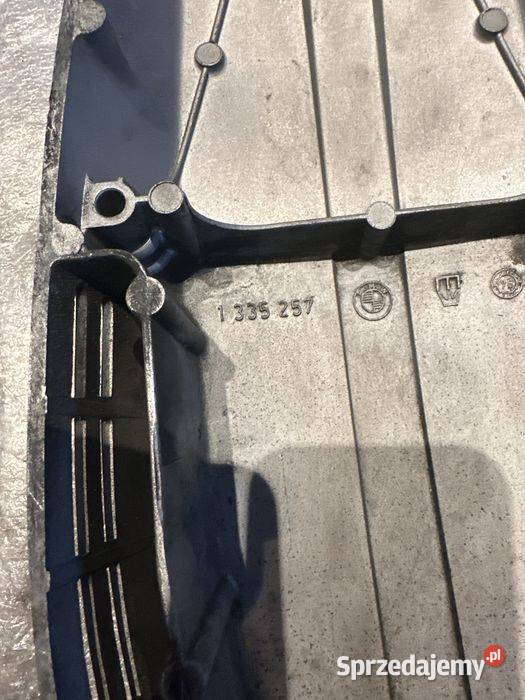79 BMW Osłona Silnika Dekiel Kapa 1335257 M645