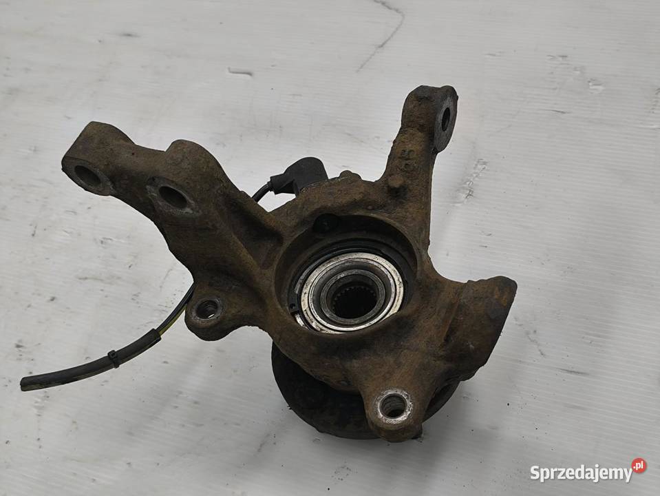 ZWROTNICA PRAWY PRZÓD TOYOTA AVENSIS II T25 18