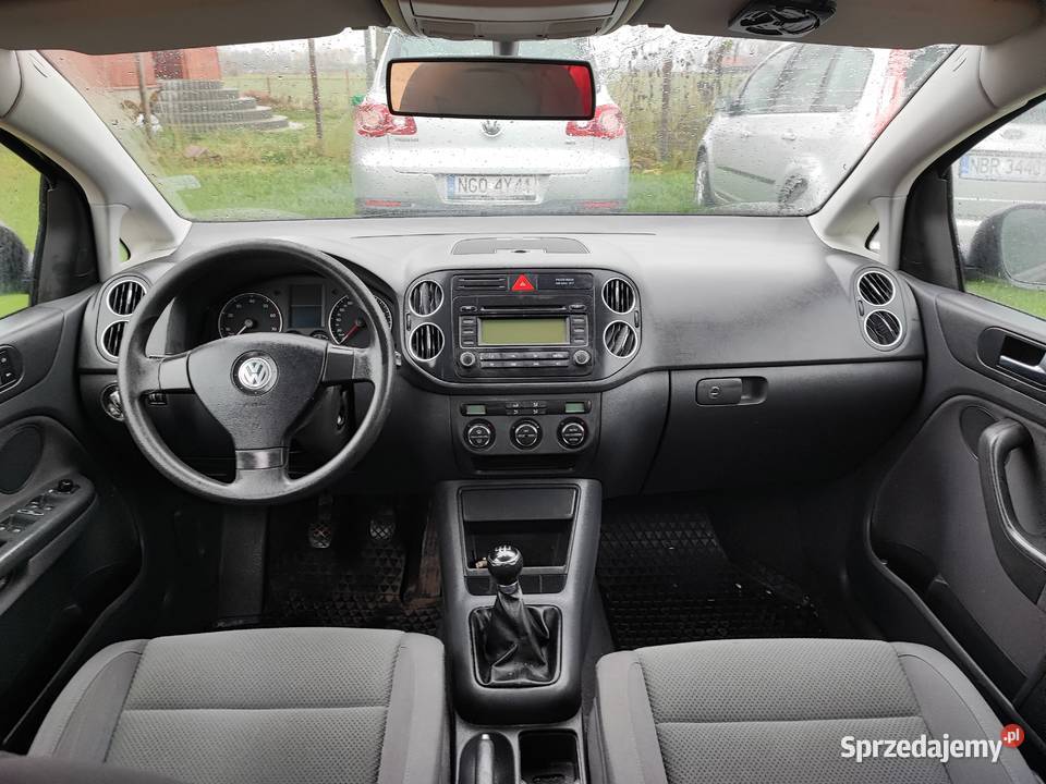 Golf 5 plus 14 benzyna 2005r Lidzbark Warmiński