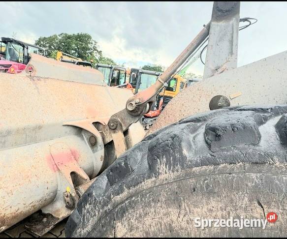 Ladowarka kolowa VOLVO 120 E tez Leasing maszyny Warszawa