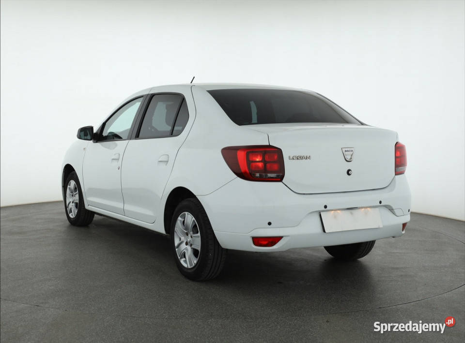 Dacia Logan 10 SCe światła przeciwmgielne
