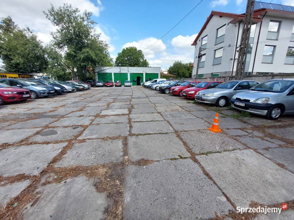 Komis samochodowy na sprzedaż Warszawa 10 lat