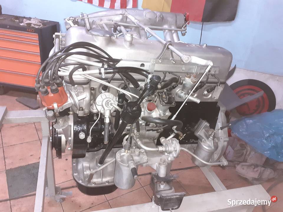 Silnik Mercedes W111 Silniki i osprzęt Strumień