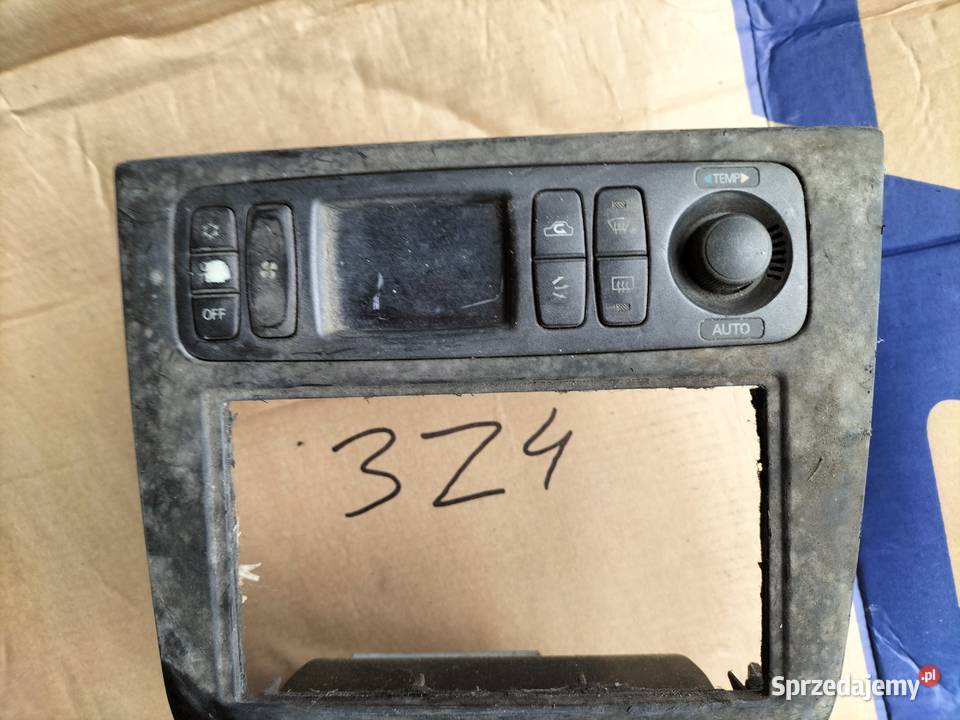 ŚRODKOWA KRATKA PANEL NAWIEWU Mitsubishi Galant Wyposażenie wnętrza Kamień-Kolonia