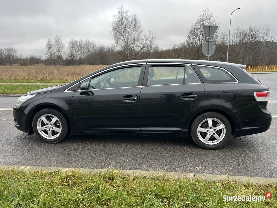 Toyota Avensis Avensis 16 benzyna lpg manualna Kielce sprzedam