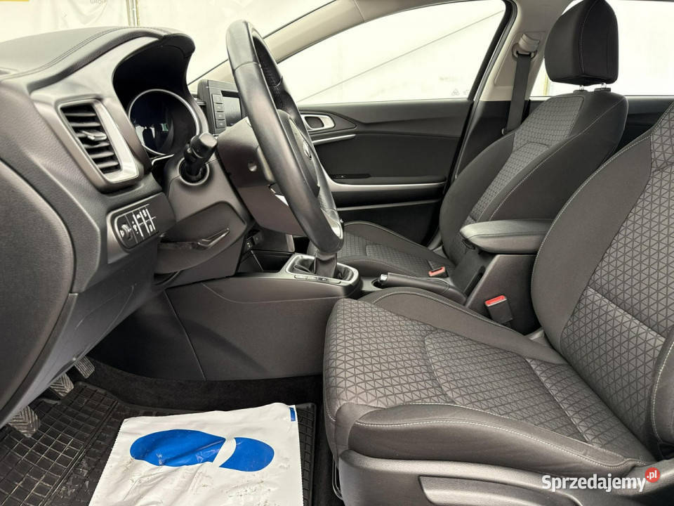 Kia Ceed 16 CRDi136 M Salon Faktura Vat III 2018 czujnik parkowania Warszawa sprzedam