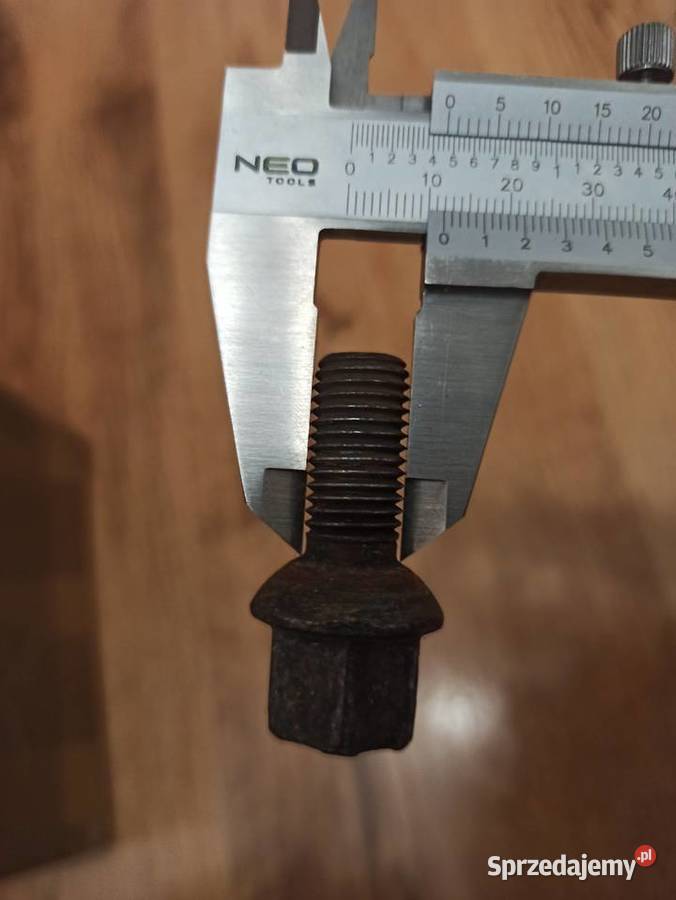 Volkswagen z auta Seat Ibiza 6k1 II FL 16 osobowe Żary