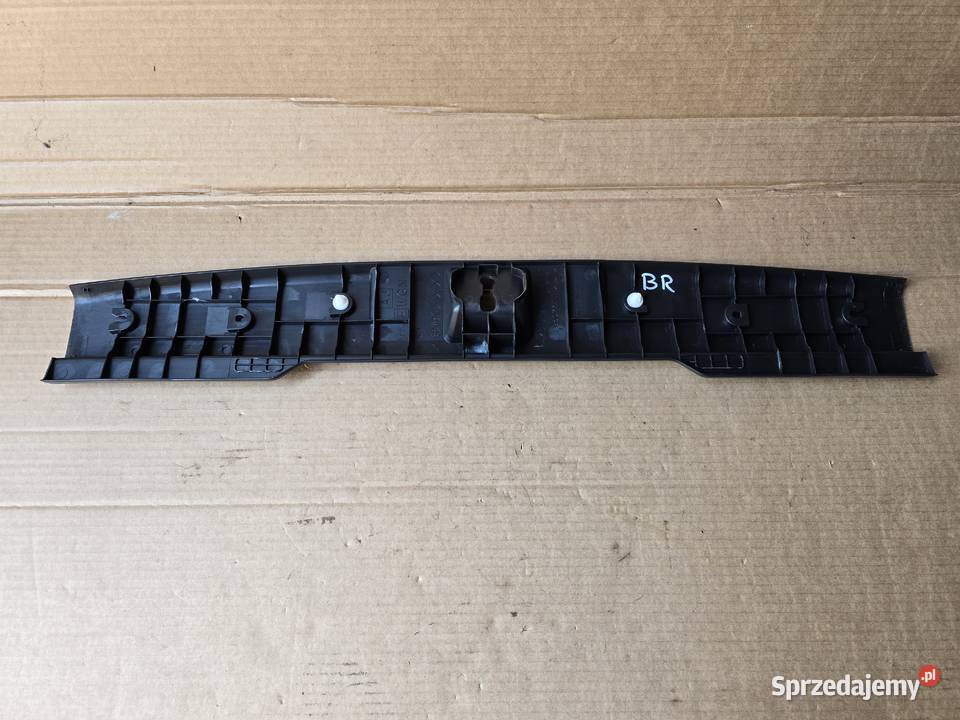 Subaru Outback IV BR listwa osłona progu Tapicerki samochodowe dolnośląskie Legnica sprzedam