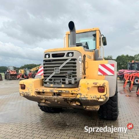 Ladowarka kolowa VOLVO 120 E tez Leasing maszyny