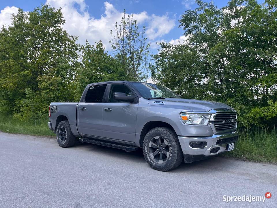 Ram 1500 36 v6 4x4 2019r zarejestrowany Ślesin