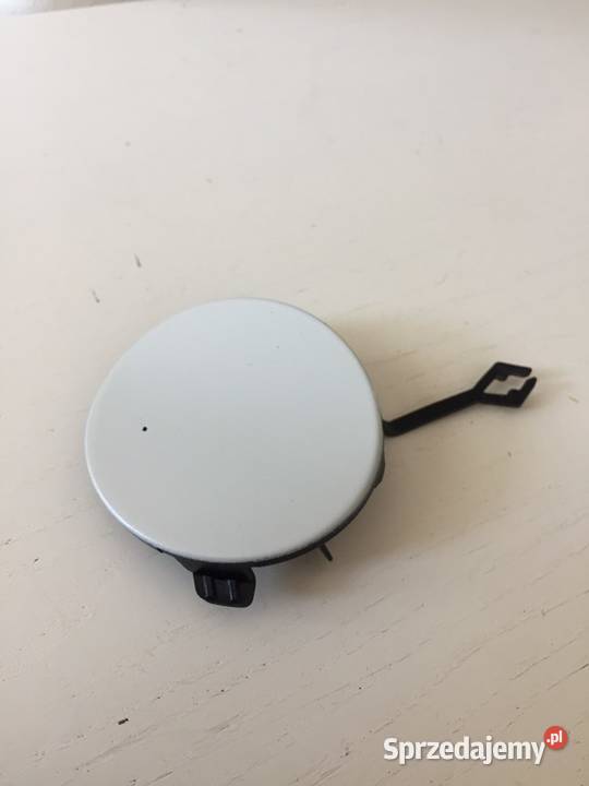 Renault Megane IV zaślepka haka zderzaka przód Rzeszów sprzedam