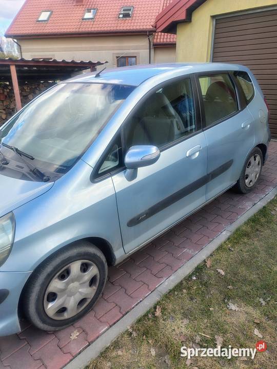 Honda Jazz 14 Benz używana córke mało jeżdżona benzyna Uwieliny