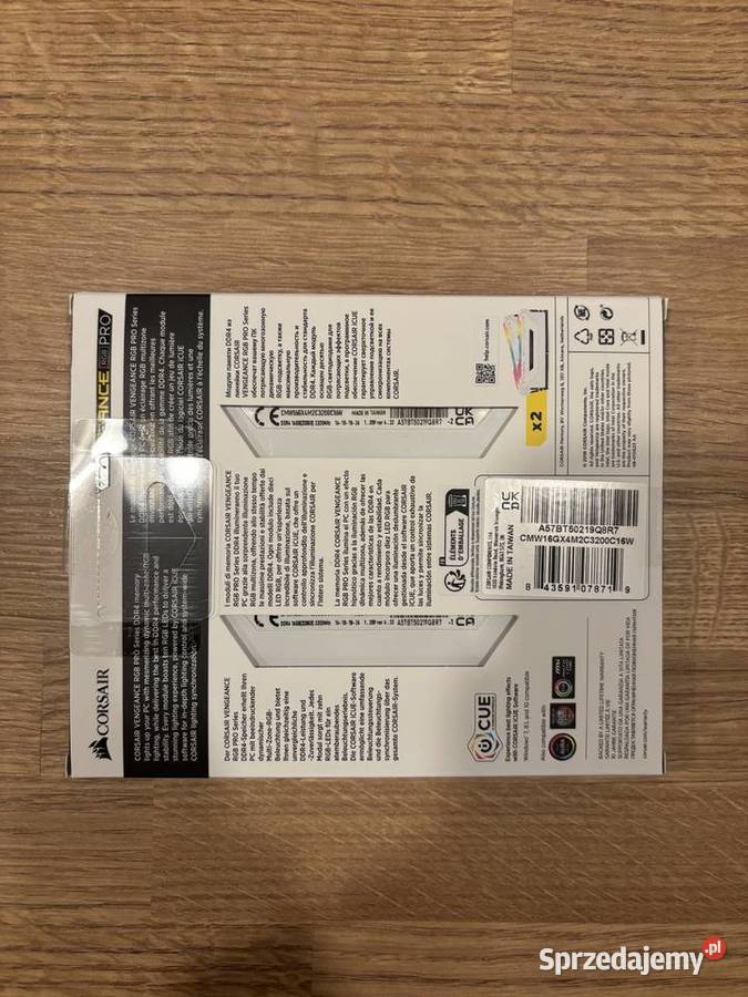 Pamięć RAM Corsair Vengeance RGB PRO DDR4 16GB Sączów