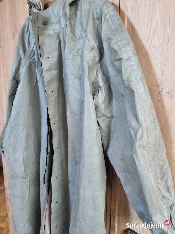 Wojskowy płaszcz przeciwdeszczowy Lublin