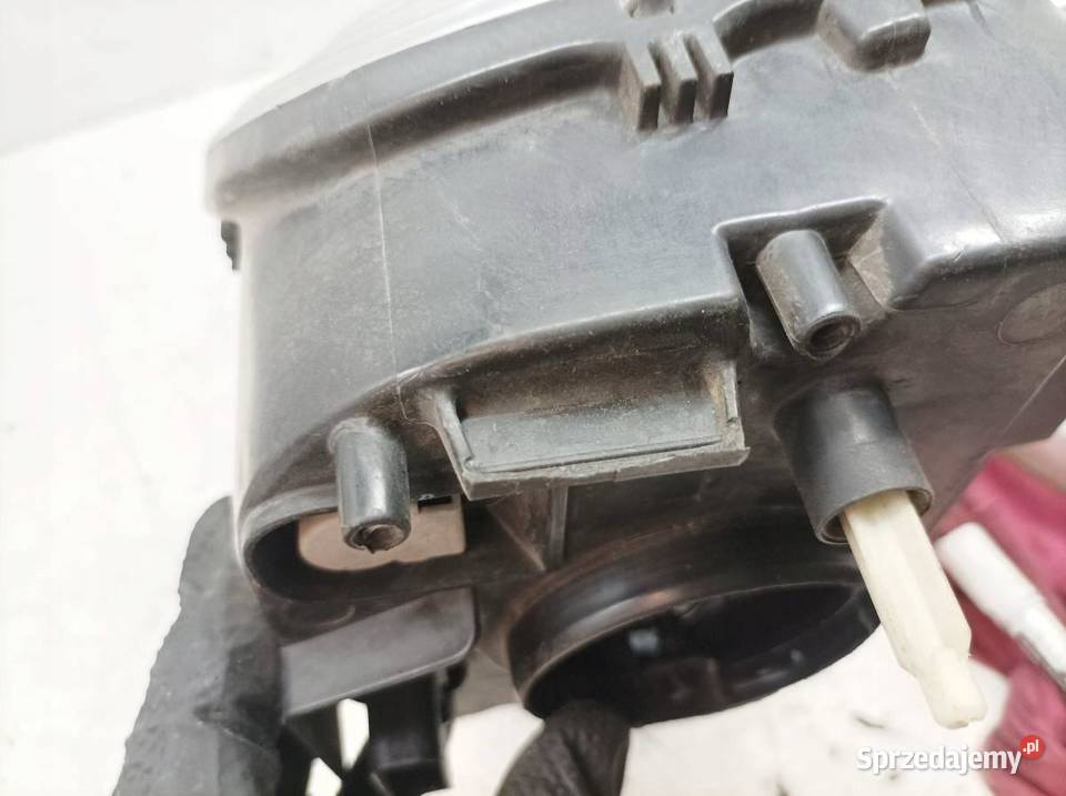 LAMPA PRZÓD PRAWA EU USZKODZONA 9800901280 sprzedam