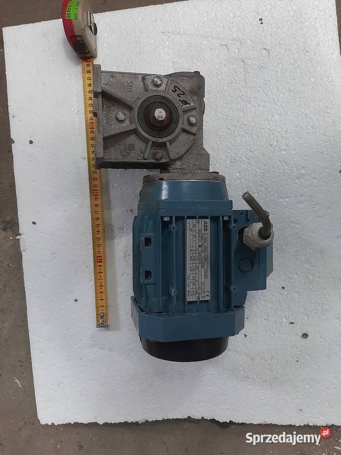 Silnik z przekładnia kątowa 055kw