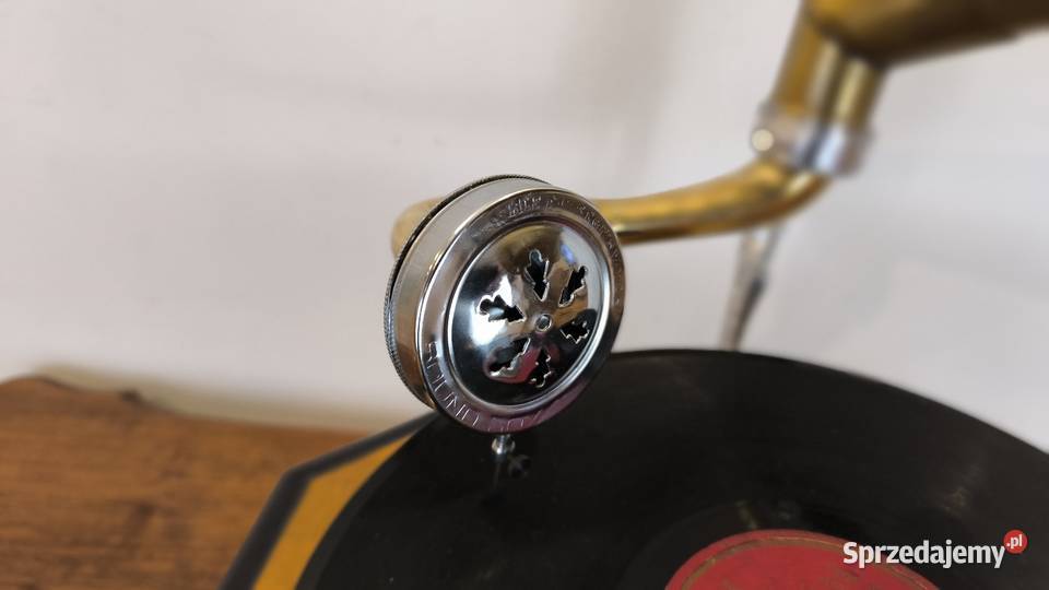 Piękny unikalny zdobiony patefon Łódź