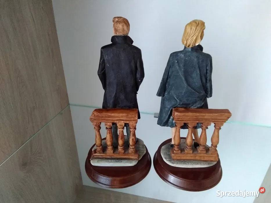 Stare Angielskie Figurki Masa Żywiczna Para Radom