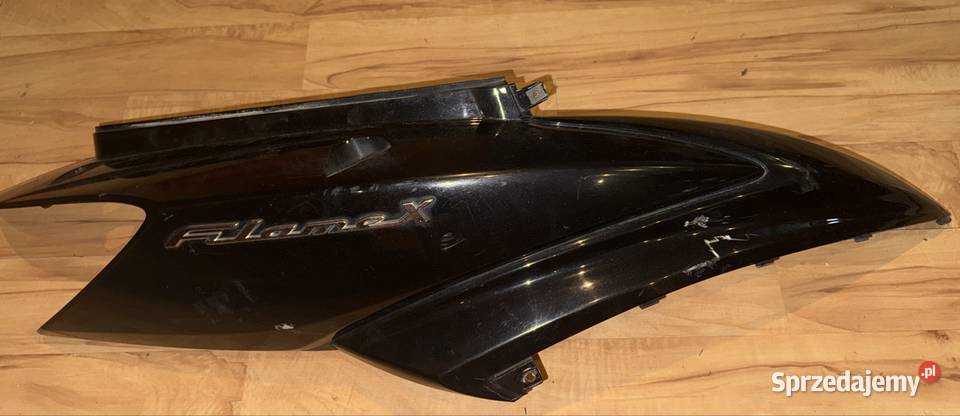 Boczek zadupek prawy YAMAHA CYGNUS MBK FLAME X Plastiki Ostrów Wielkopolski