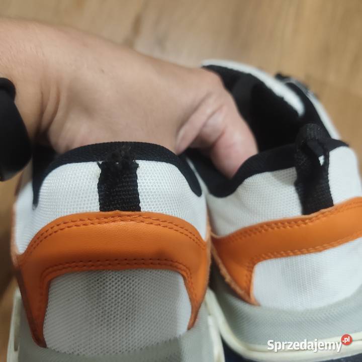 Buty sportowe 44 inna Międzychód