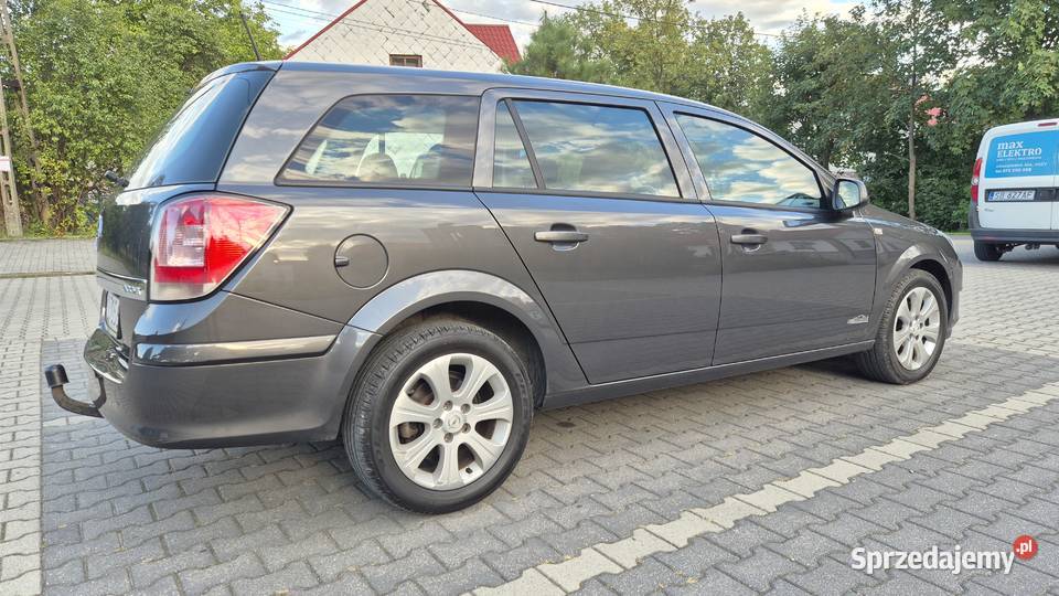 Opel Astra H 14 Benzyna 2009 Lipowa sprzedam
