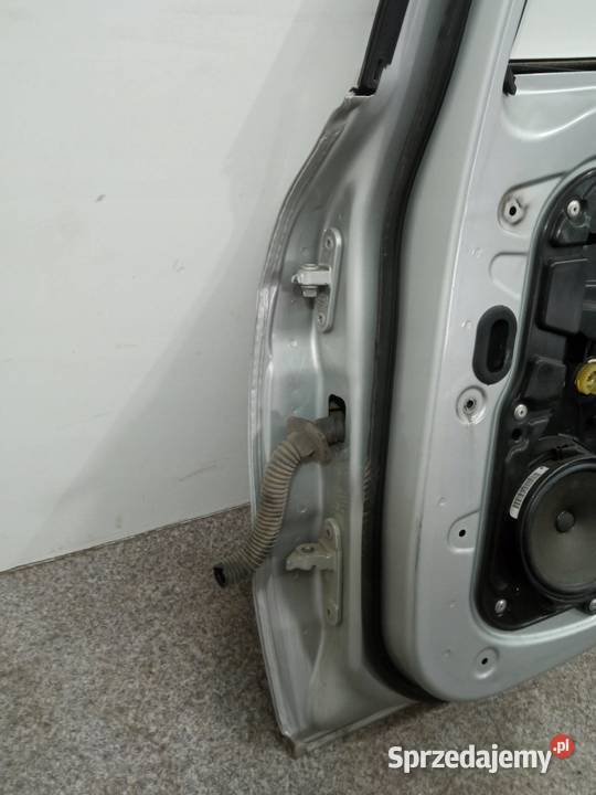 DRZWI PRAWE TYŁ 761 MercedesBenz Aklasa III 2012 świętokrzyskie sprzedam
