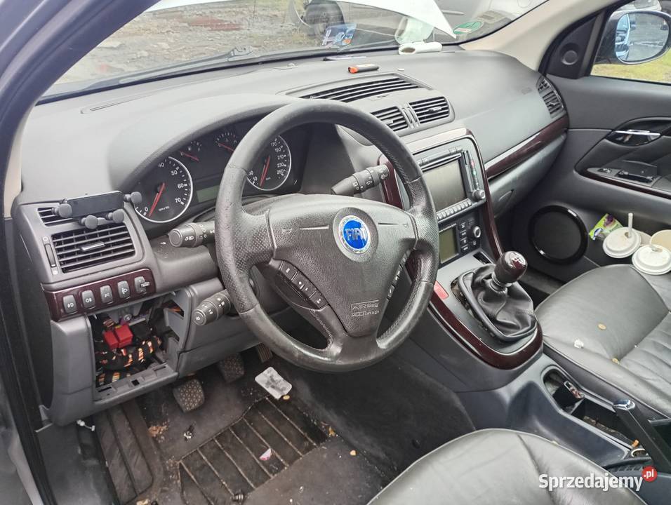 Fiat Croma 19 JTD 698A lampa przednia części Wałbrzych