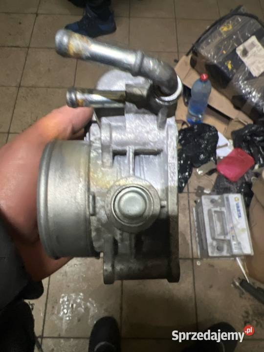 Przepustnica 20 16v Renault Scenic III Przepustnice lubelskie Radzyń Podlaski