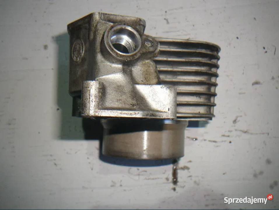 Cylinder prawy BMW R 850r