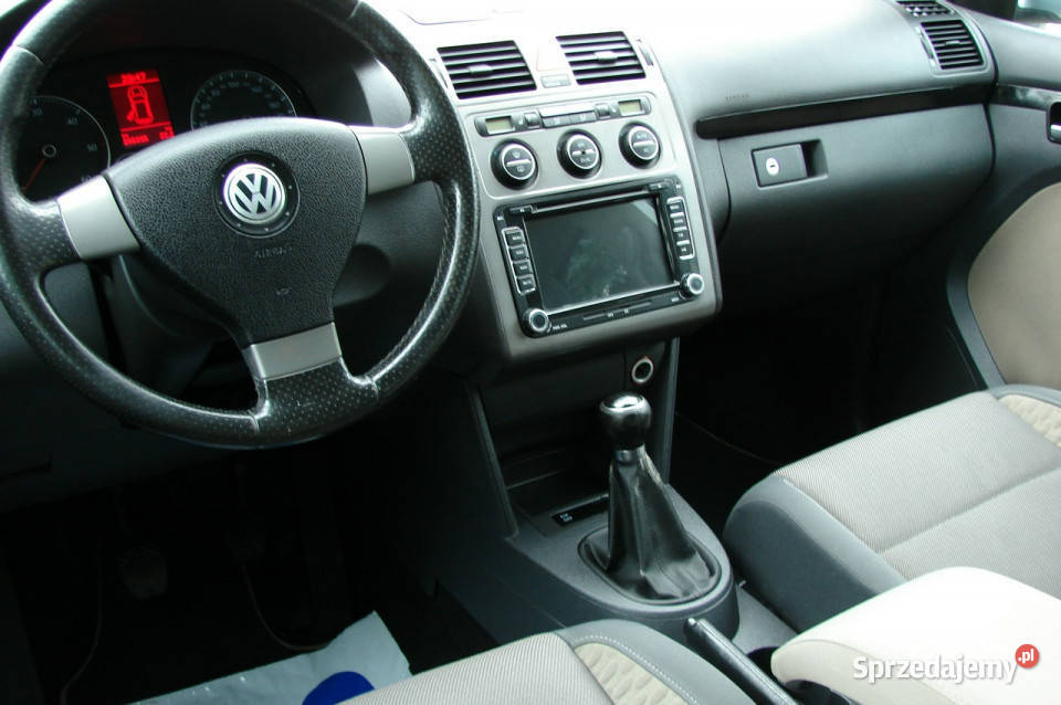 Volkswagen Touran VW Touran Cross 20 TDi 140 I Piła
