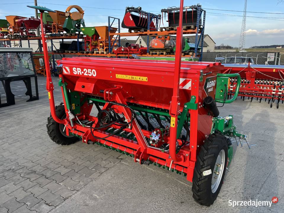 Siewnik zbożowy Agromasz 25m Agromasz Bomet
