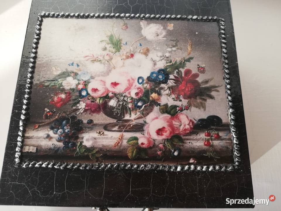 Szkatuka na biżuterięmotyw kwiatowy małopolskie Kraków sprzedam