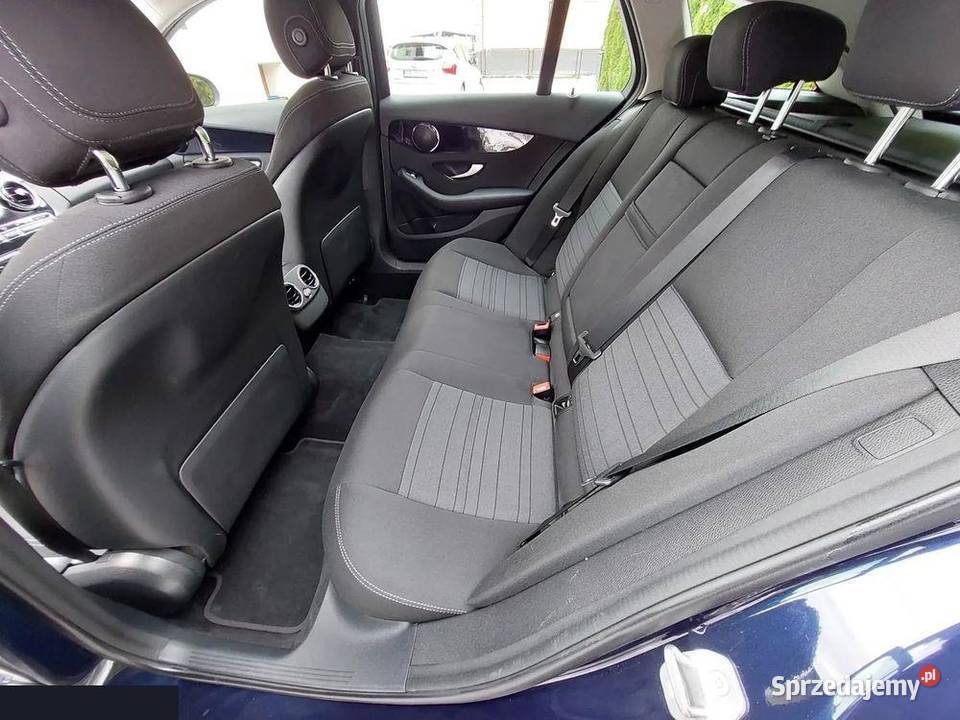 MercedesBenz Klasa C 20 benzyna 211 2020r śląskie Kaniów