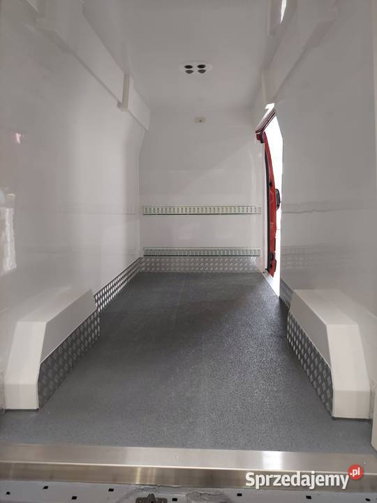 Zabudowa Izotermiczna Iveco Dailly Łódź