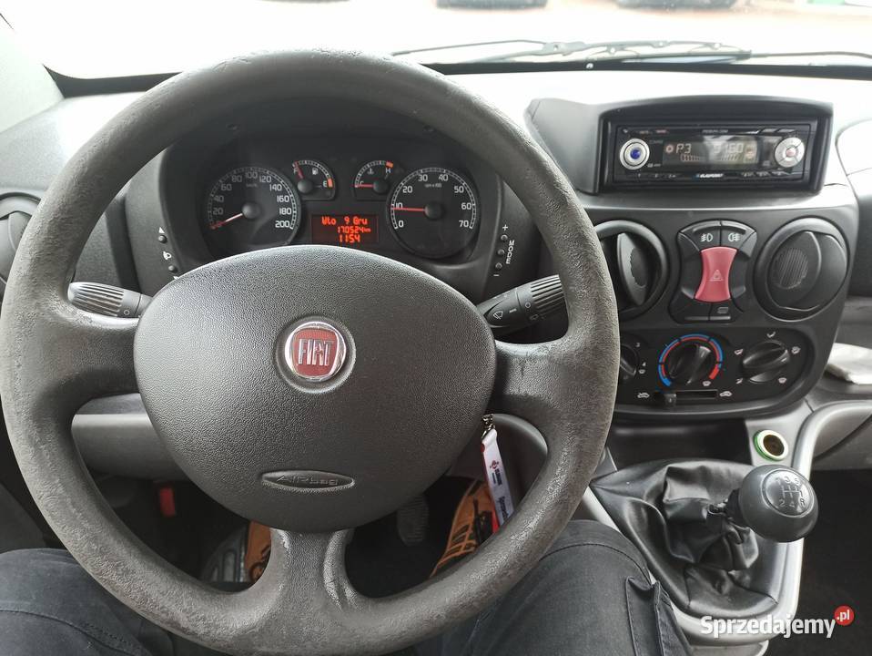 Funkcjonalny Doblo II 19JTD 120 2009 50 l100 hak Wrocław sprzedam