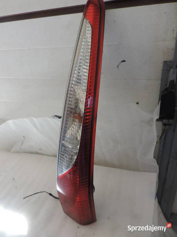 LAMPA PRAWA TYLNA MITSUBISHI LANCER 7 KOMBI Rok produkcji 2004 Nowy Sącz