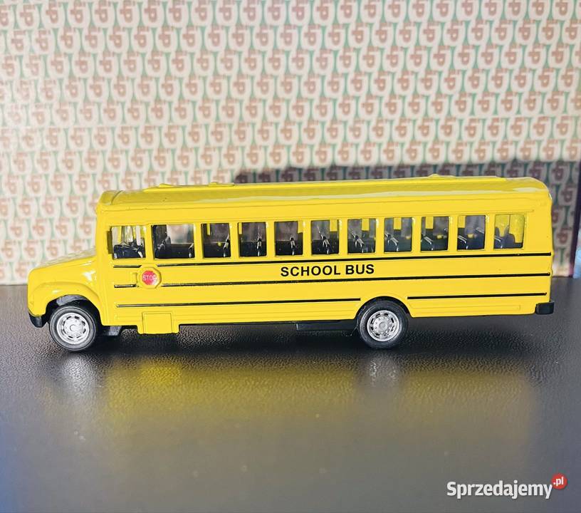 Model autobusu szkolnego Grupa