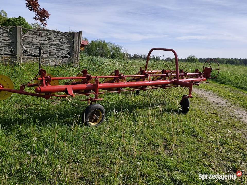 Zgrabiarka 7 Gwiazdowa Pająk Agromet Z211 nieuszkodzony Orneta sprzedam