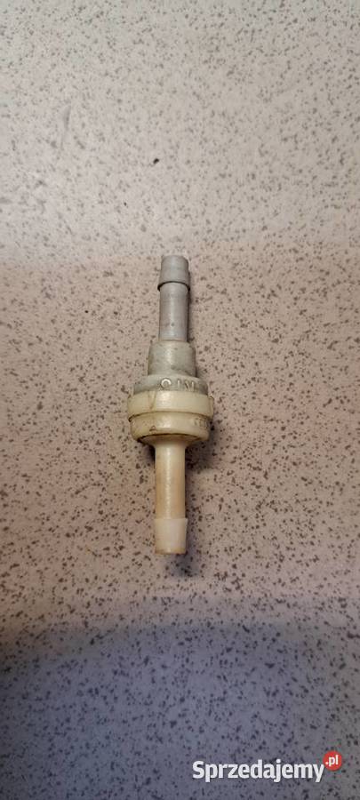 Zawór zwrotny paliwa 070129530 Audi VW Seat Luzino