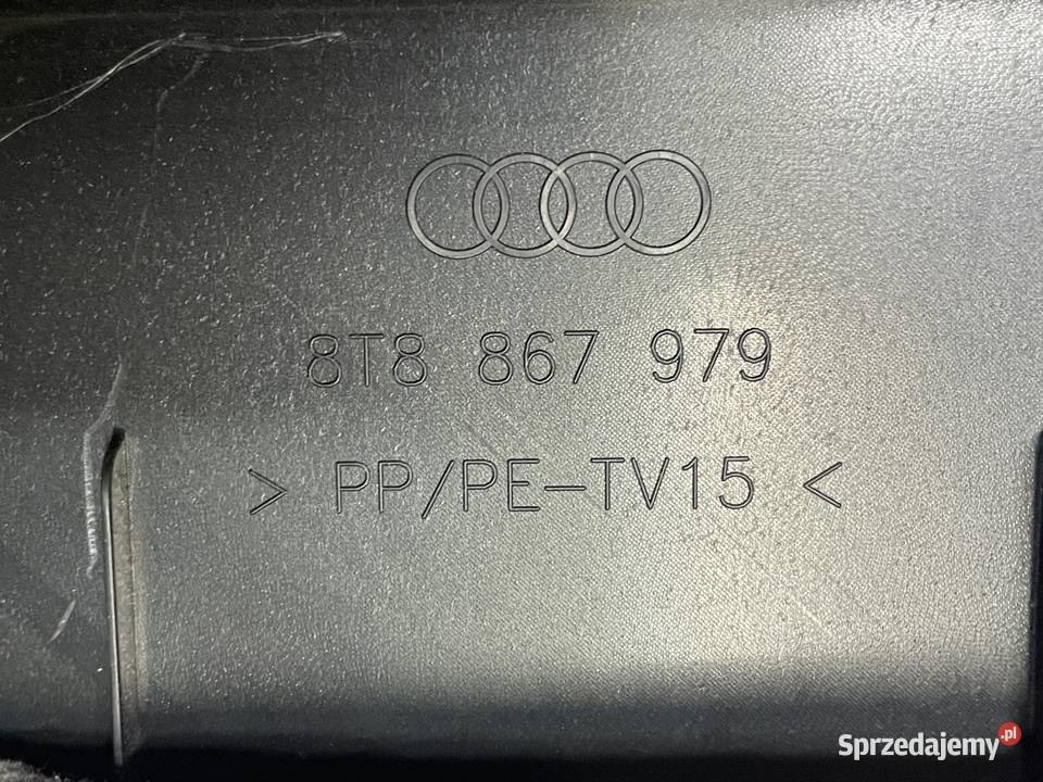 8T8867979 Tapicerka klapy bagażnika sportback Szczecin