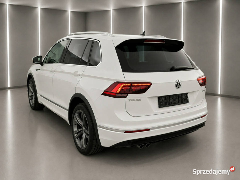 Volkswagen Tiguan RLINE20 150 konikamera nieuszkodzony Żabno sprzedam