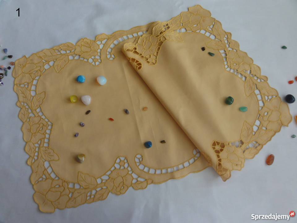 Serwetki kolorowe złote wyszywane haft Richelieu Lublin