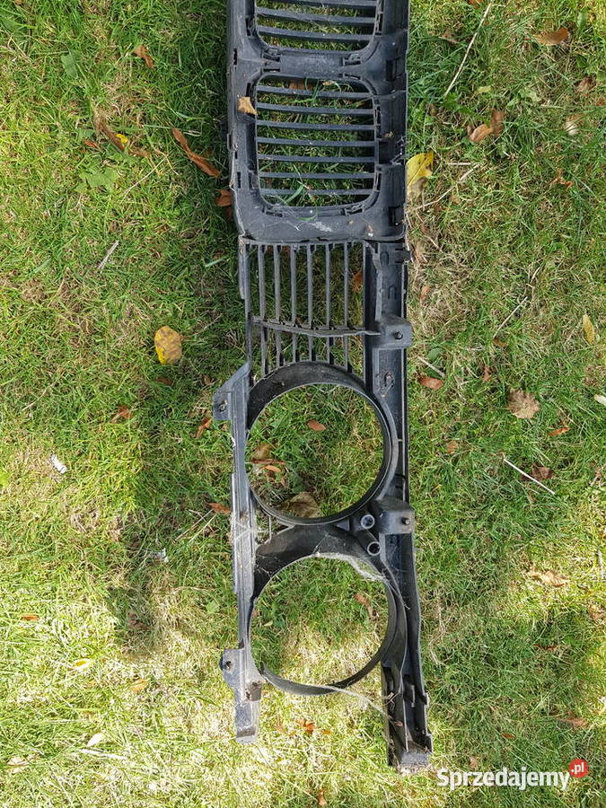 Bmw e34 atrapa nerki gril przed lift Byczyna