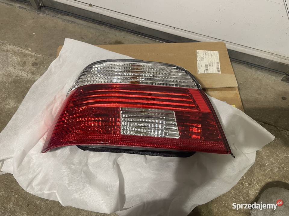 BMW E39 lift sedan nowa Lampa tył lewa OEM lewe