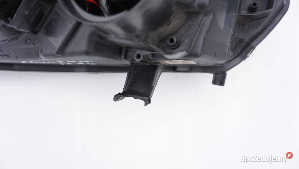 LAMPA PRZÓD PRAWA NISSAN ALMERA N16 sprzedam
