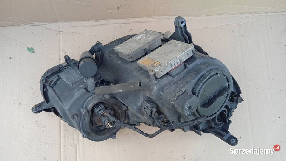 MERCEDESE W211 LAMPA PRZÓD LEWA BIXENON EU