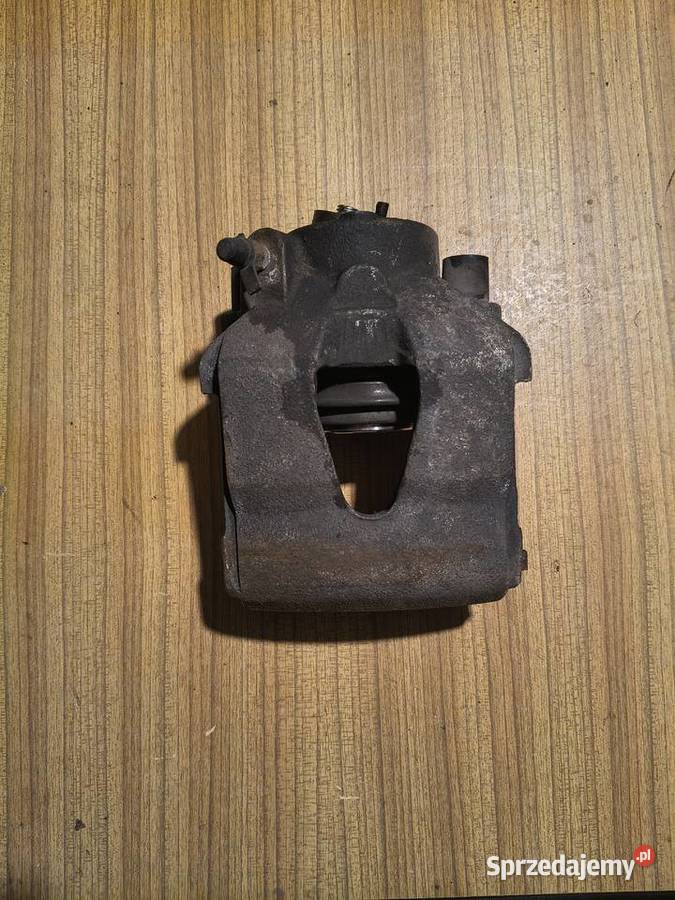 Zacisk hamulcowy przód prawy skoda audi podkarpackie