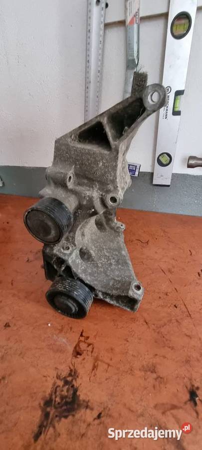 Wspornik alternatora Bmw e91 osobowe Ruda