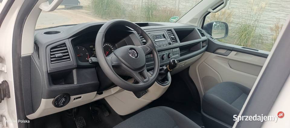 Volkswagen Transporter 2016 8 osobowy Wołów